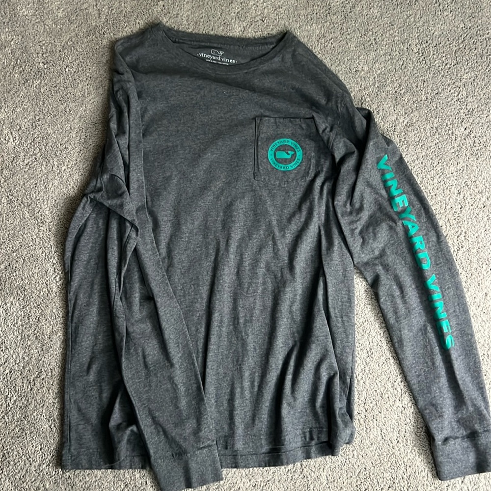 Men’s medium Vineyard Vines long sleeve